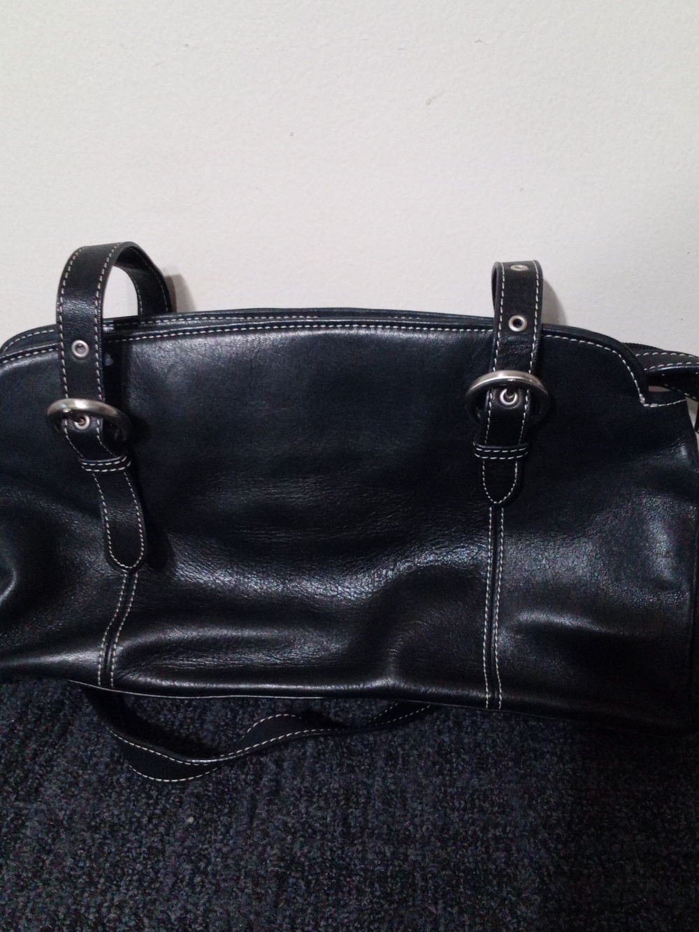 Tignanello Black Leather Shoulder Bag with White Contrast Stitching